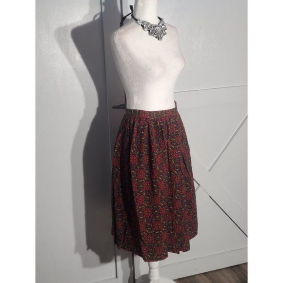 UNBRANDED FLORAL SKIRT A LINE COLOR BROWN SIZE SMALL - Picture 2 of 4